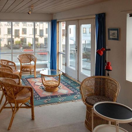 Guesthouse At The Boat Harbour 토르스하운 외부 사진